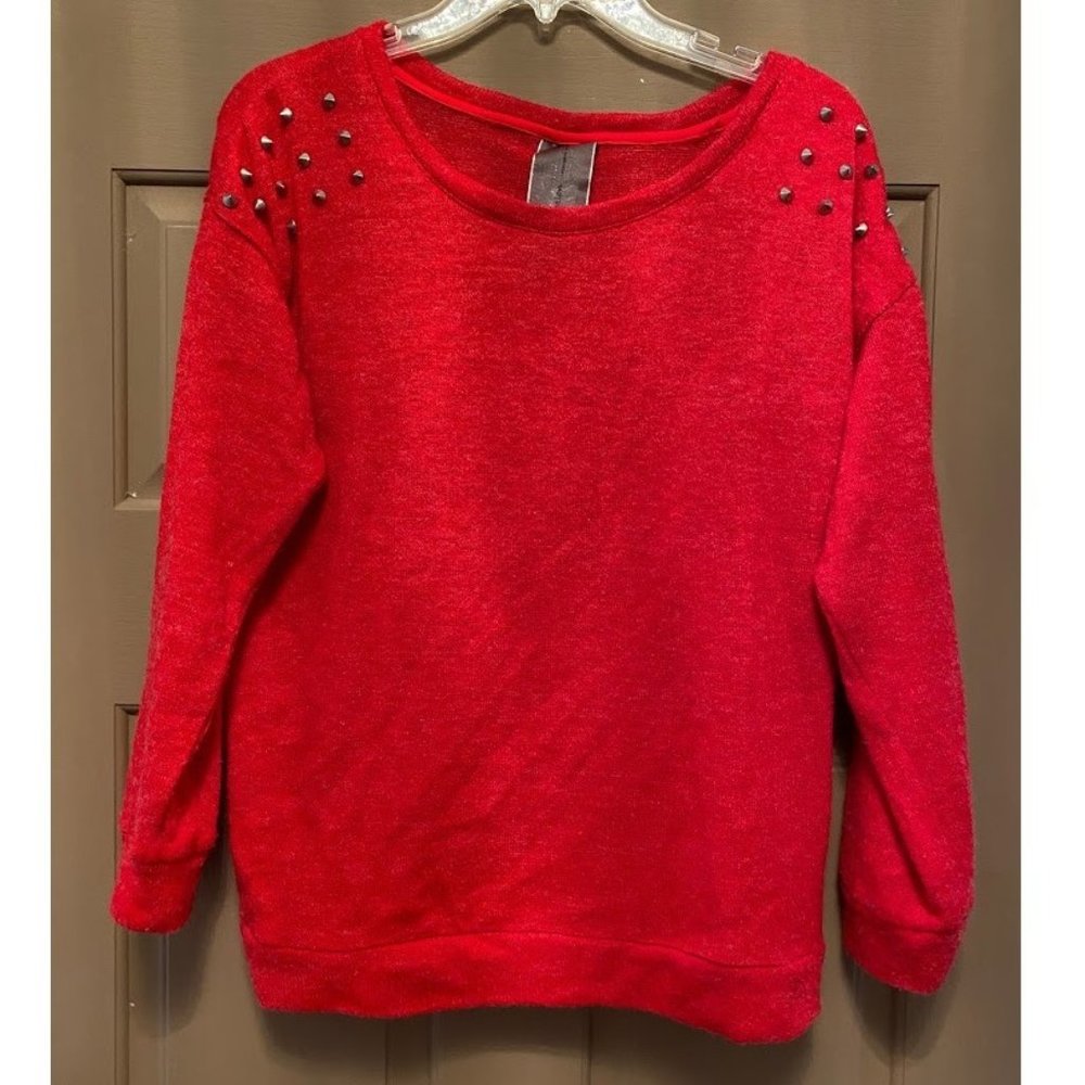 Moon Collection red sweater w/ shoulder studs sz M